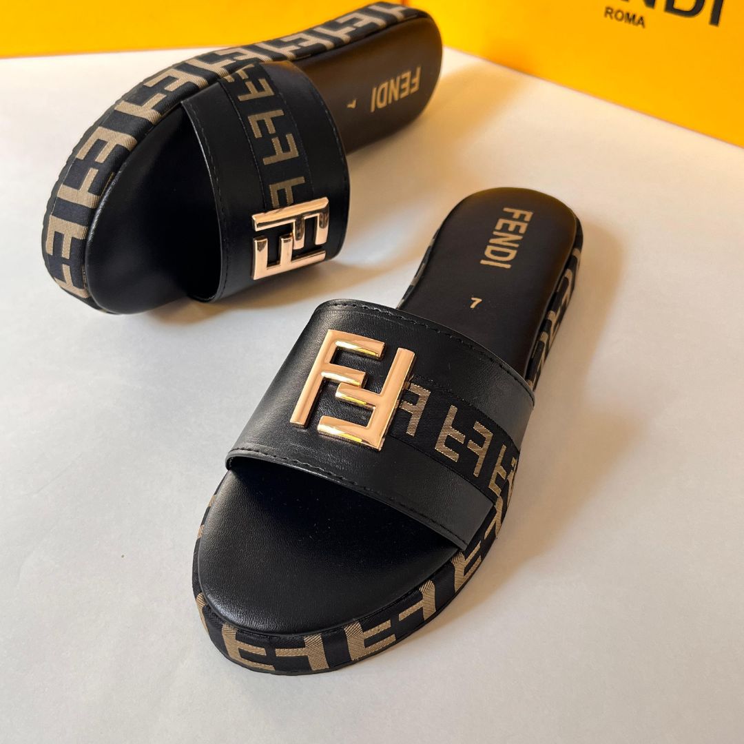 Fendi 1 Inch Slides Black