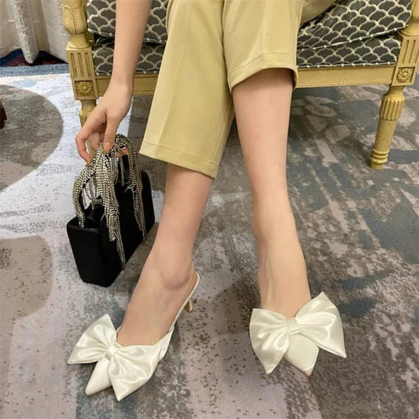 Kitten Bow Heel