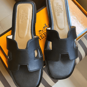 Hermes Flat Black