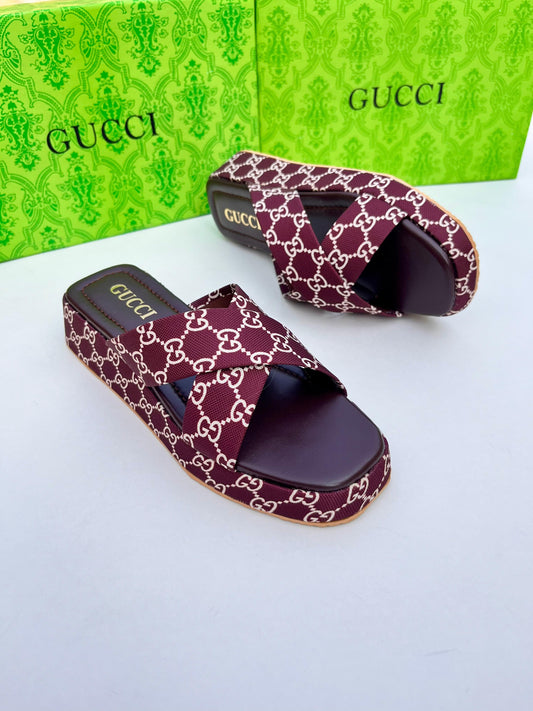 GC Wedges Maroon