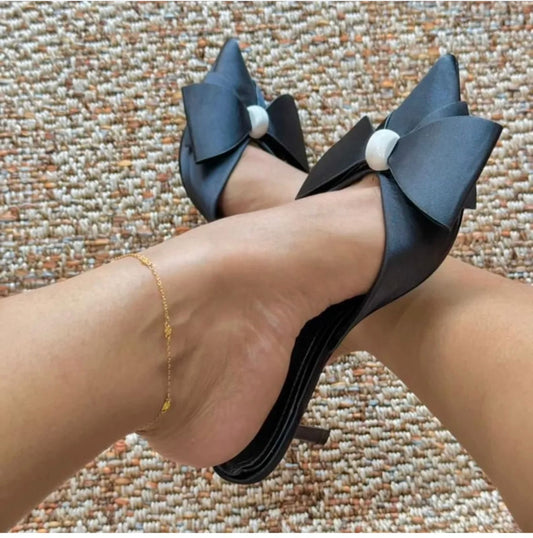 Fleur Bow Heel