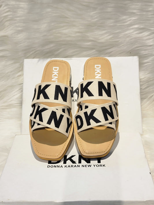 DKNY SLIPPERS SKIN