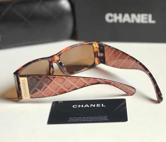 CHANEL Sunglasses