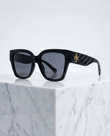 TORY BURCH Sunglasses